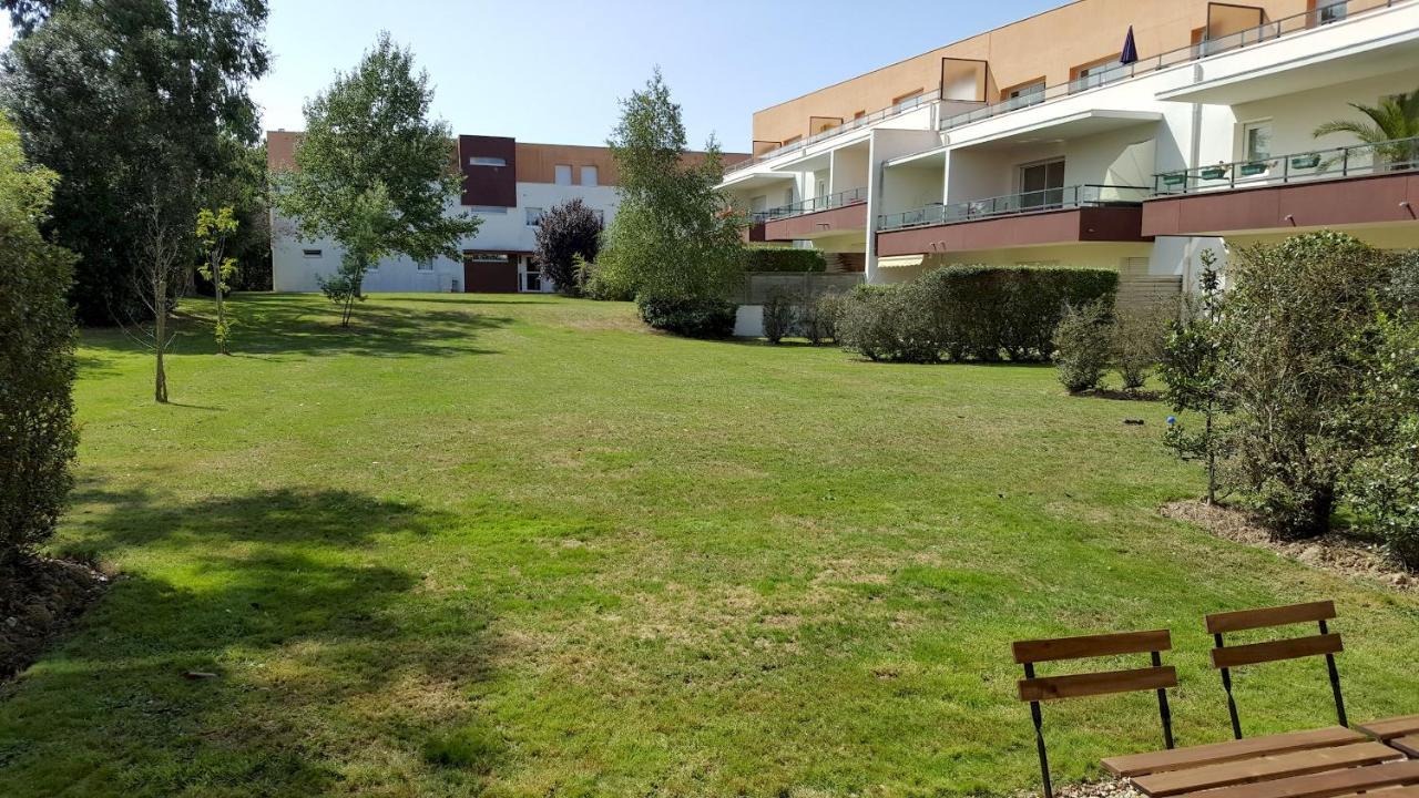 Charmant Studio Residence Avec Terrasse Jardin Au Centre De Vannes Buitenkant foto